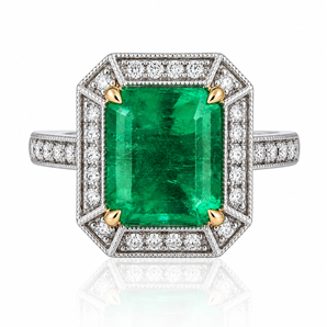 18kt White Gold Emerald & Diamond Ring