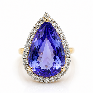18kt Yellow Gold Tanzanite & Diamond Ring