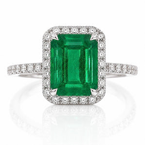 18kt White Gold Emerald & Diamond Ring
